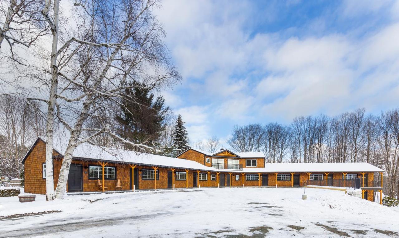 The Lodge By Sunapee Stays Bagian luar foto