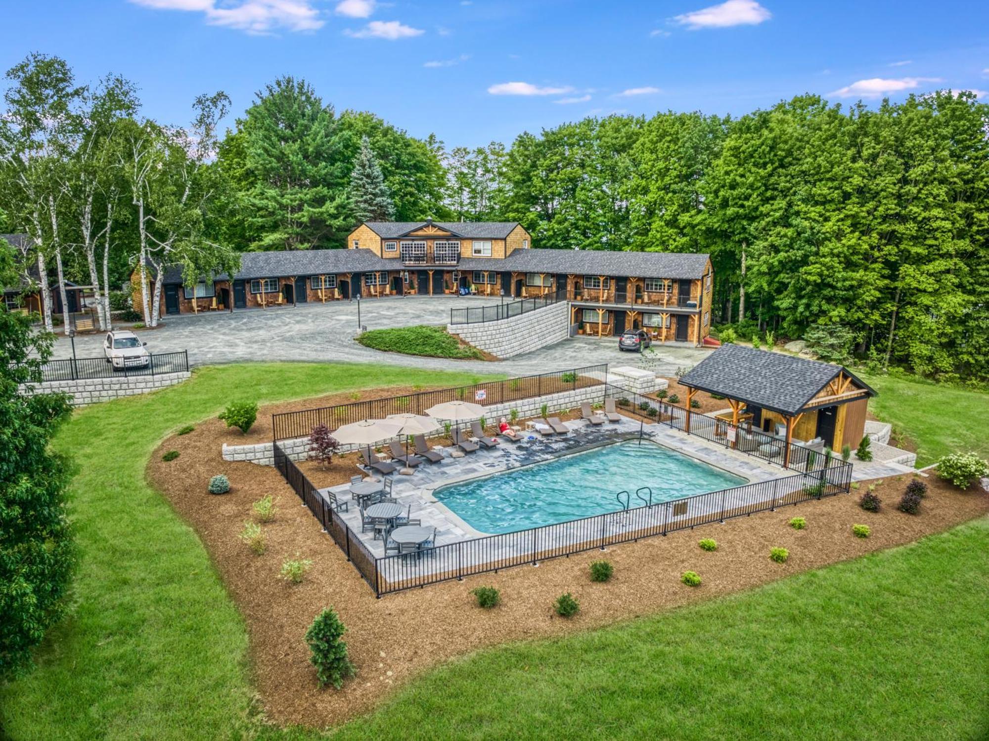 The Lodge By Sunapee Stays Bagian luar foto